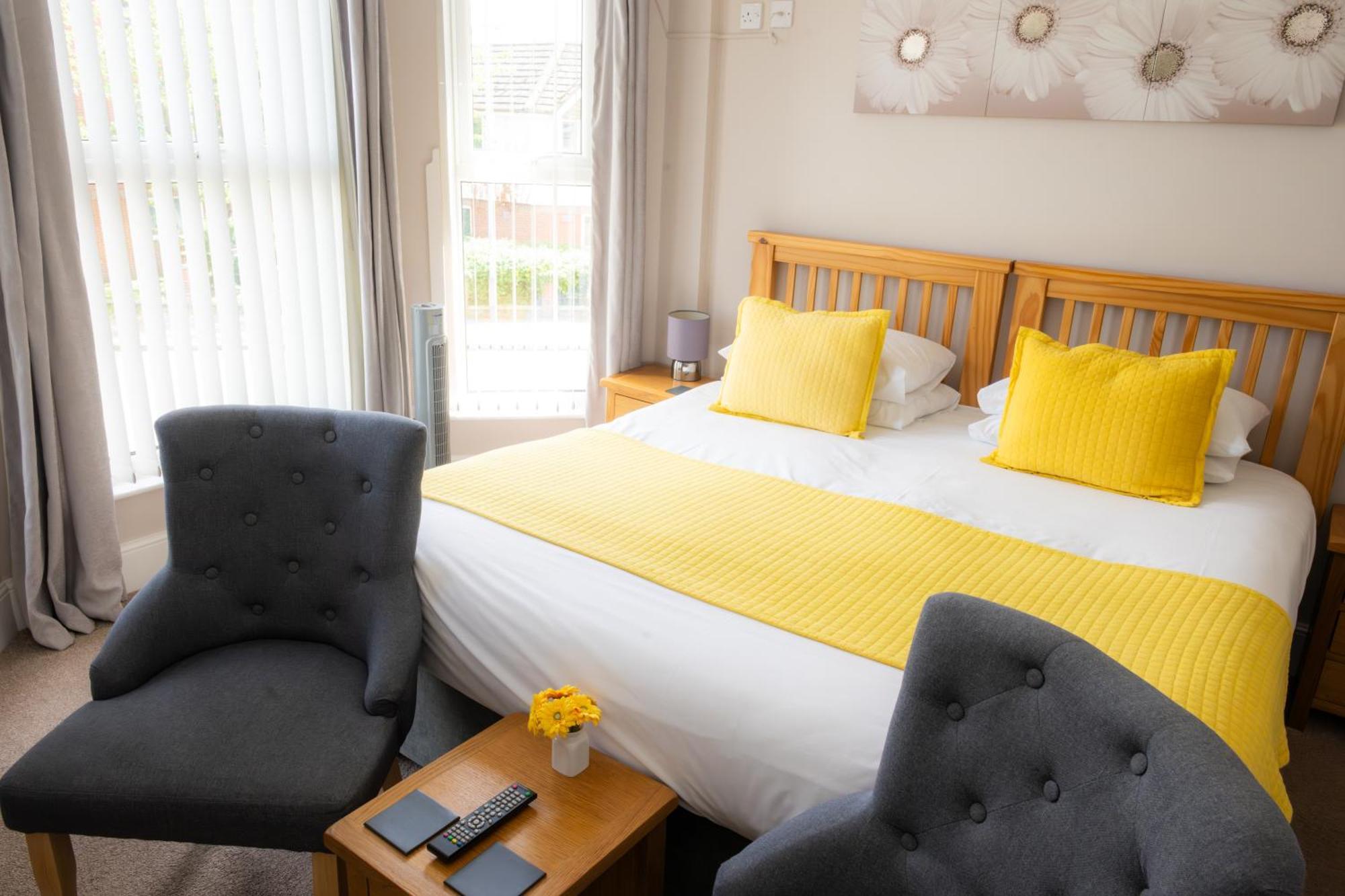 The Courtyard Guest House Great Yarmouth Exterior foto