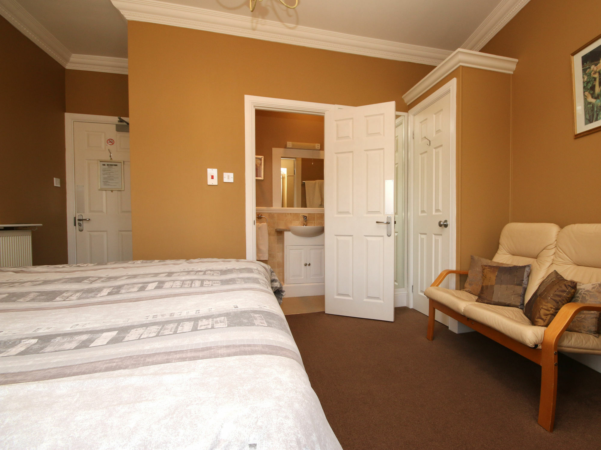 The Courtyard Guest House Great Yarmouth Exterior foto